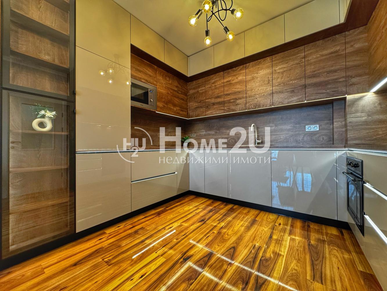 Great three-room apartment !!!