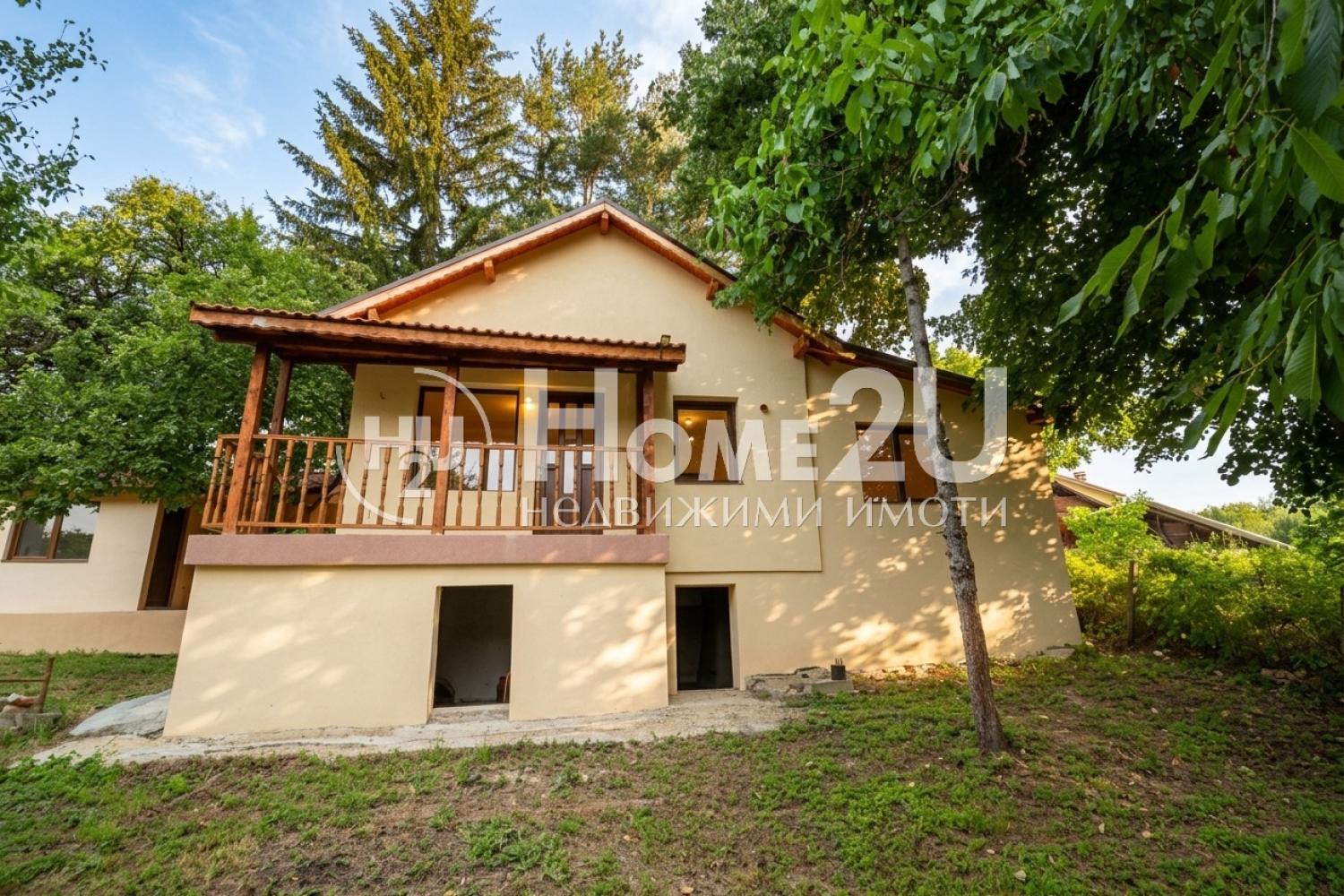 RENOVATED HOUSE! 20 MINUTES FROM SOFIA!