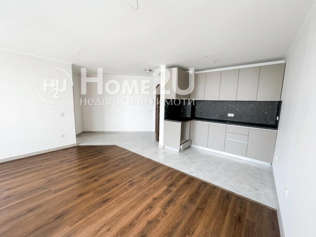 2-ROOM! SOUTHEAST! VINITSA!