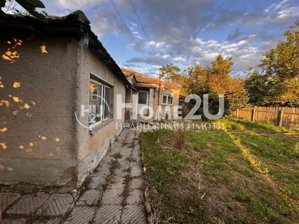 Dobrich, province, village Balgarevo