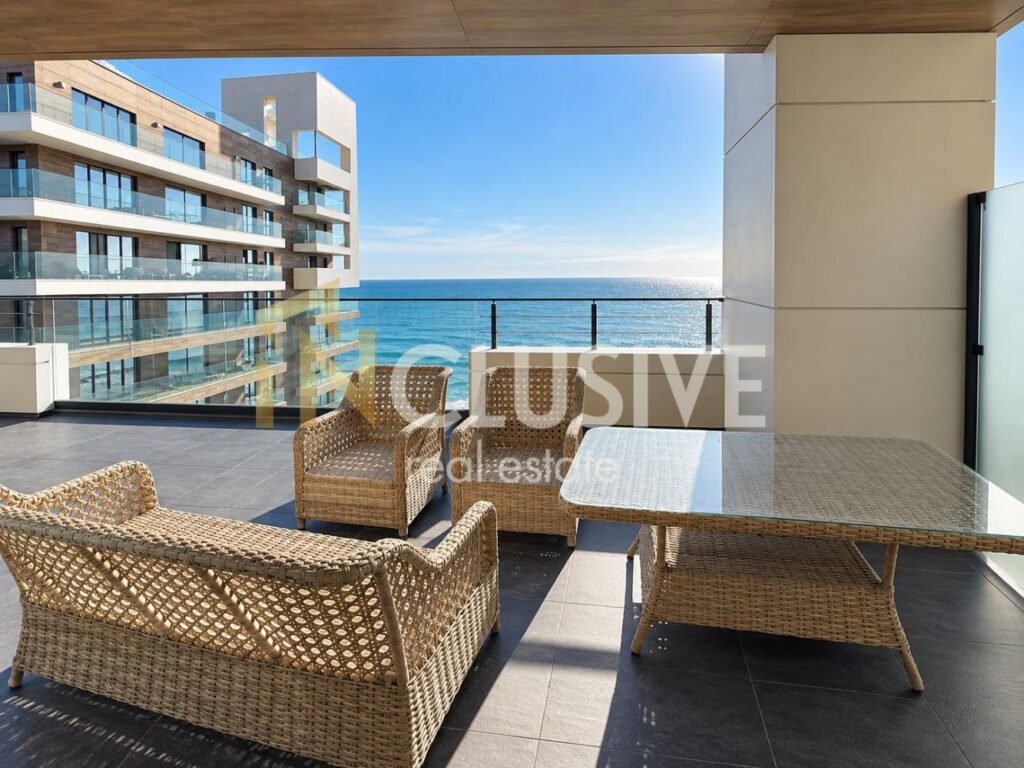 Four-room apartment with a large terrace in Sunny Day resort — 1