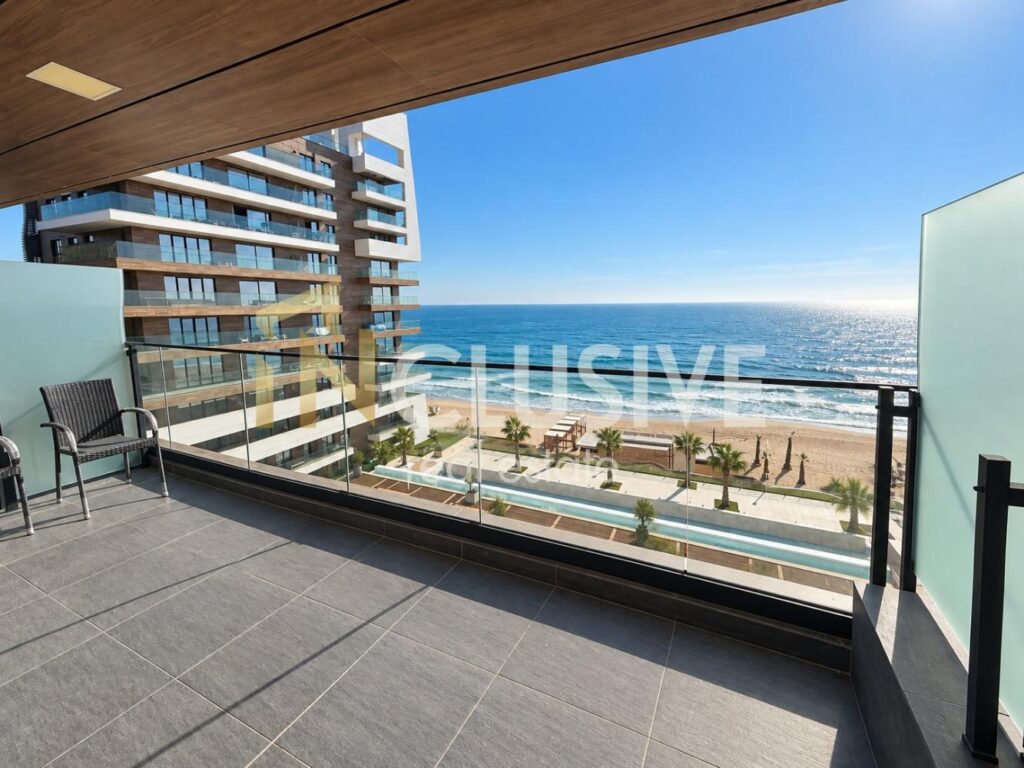 Three-room apartment with a large terrace in Sunny Day resort — 1