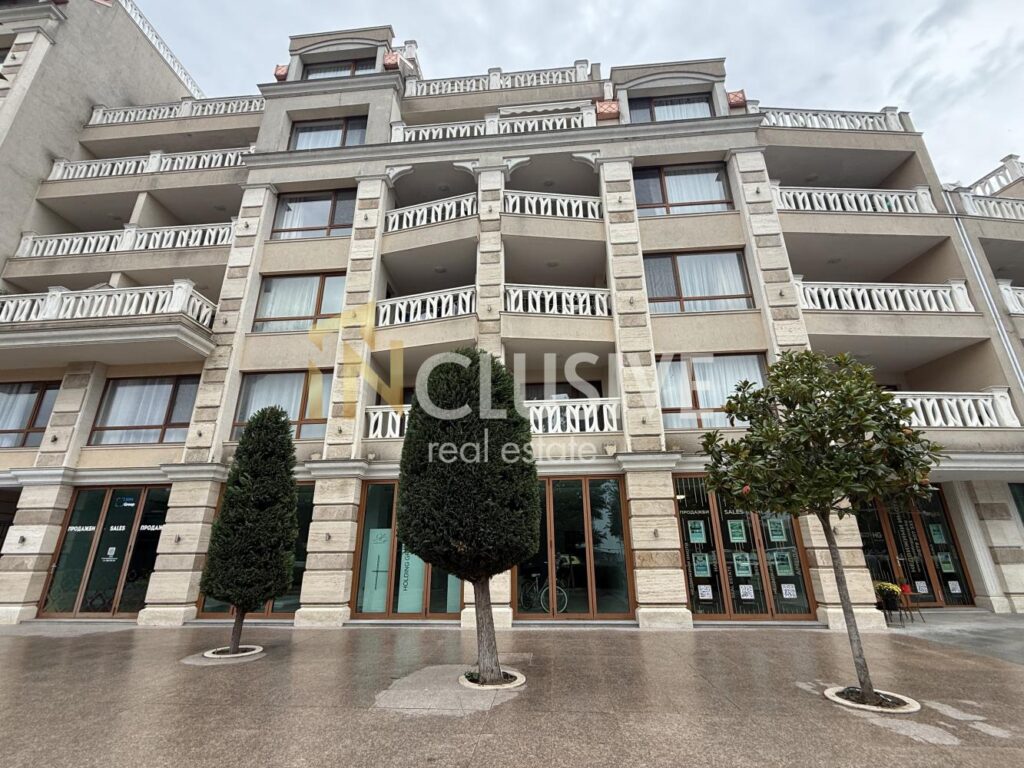 Three-room apartment in the Asparuhovo gated complex — 1