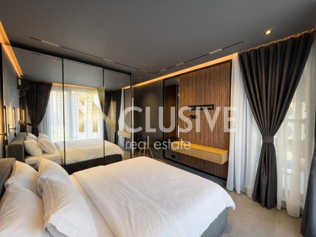 BE THE FIRST TENANTS! LUXURY TWO-ROOM APARTMENT! PARKING SPACE INCLUDED! RESIDENTIAL PARK! — 1