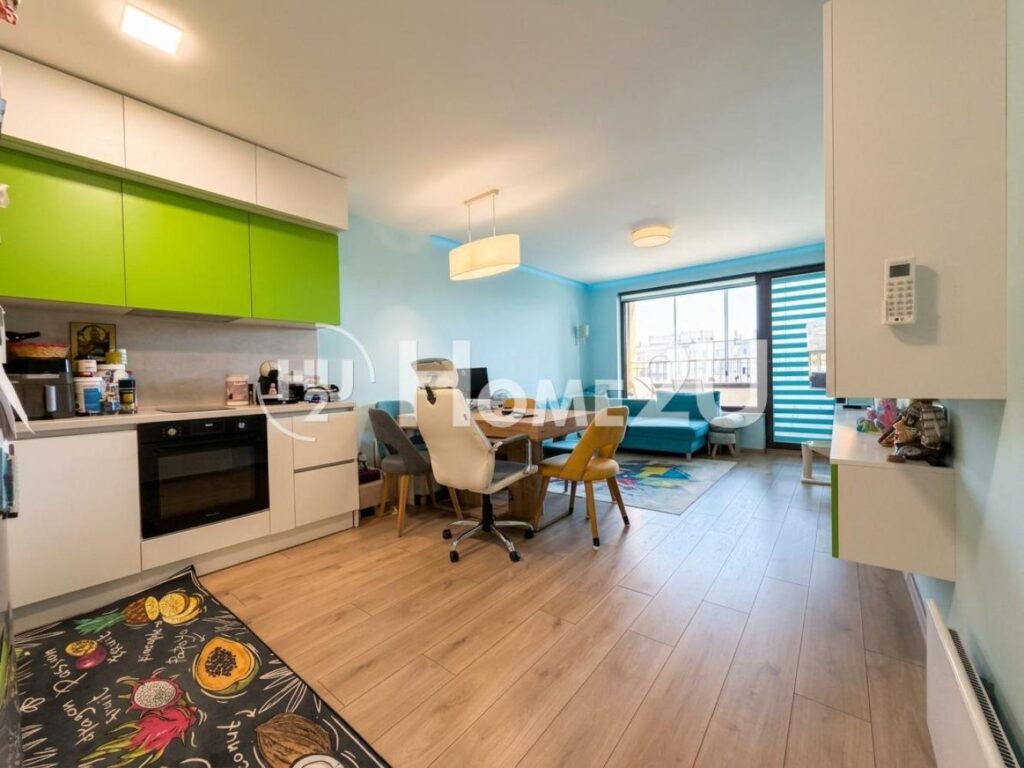 THREE-ROOM FULLY FURNISHED APARTMENT! — 1