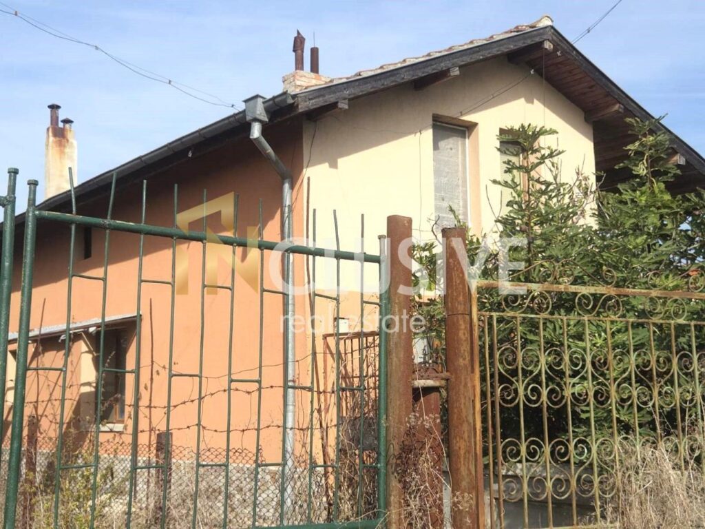 Detached two-storey house with yard!!! in Trastikovo village!!! 20 km from Burgas!!! — 1