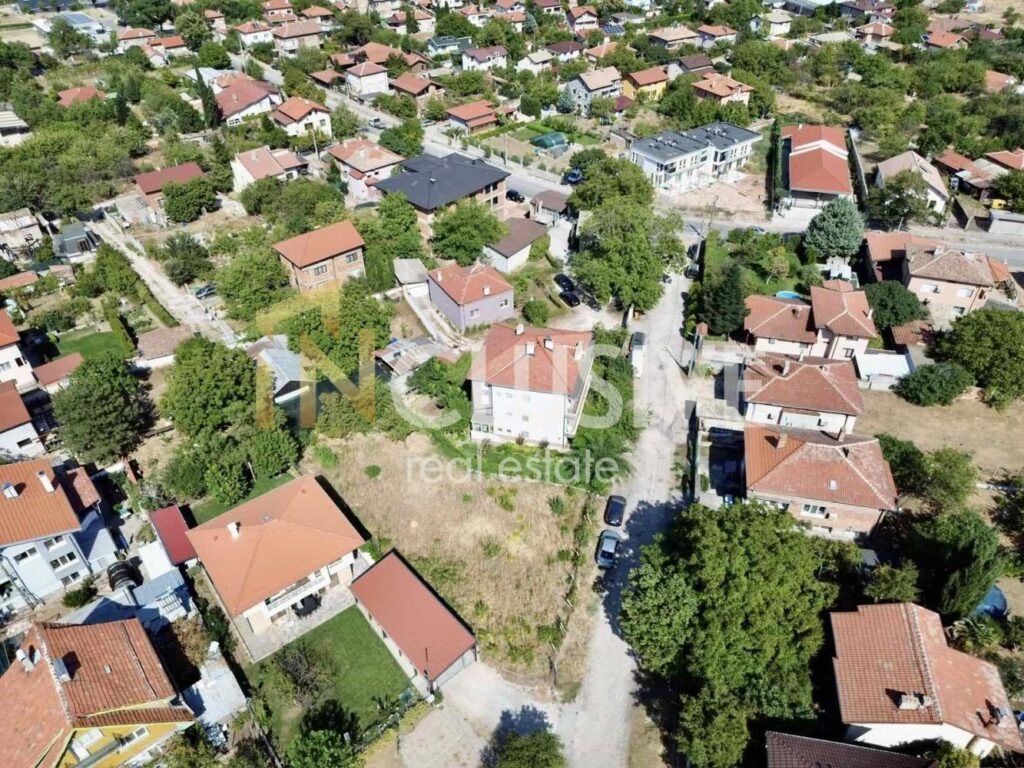 Парцел в с. Брестник с проект и разрешително за строеж! — 2